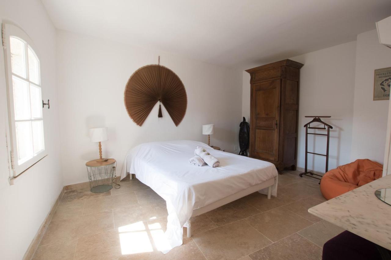 Maison Nomade, Clim - Terrasse Arles Ngoại thất bức ảnh